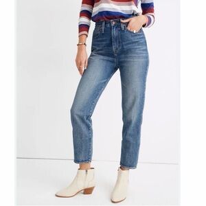 Madewell The Mom Jean Tapered Leg High Rise. Blue Size 26. #834